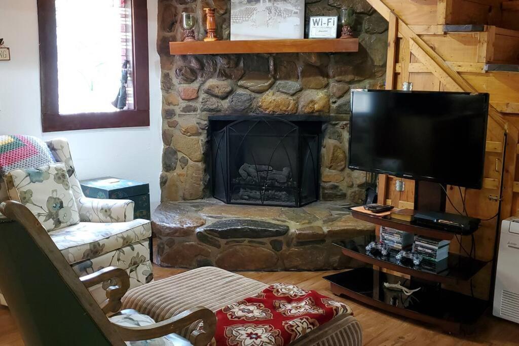 Waterwheel Cabin By The Creek Мерфі Екстер'єр фото
